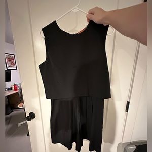 Shorts romper with slit back